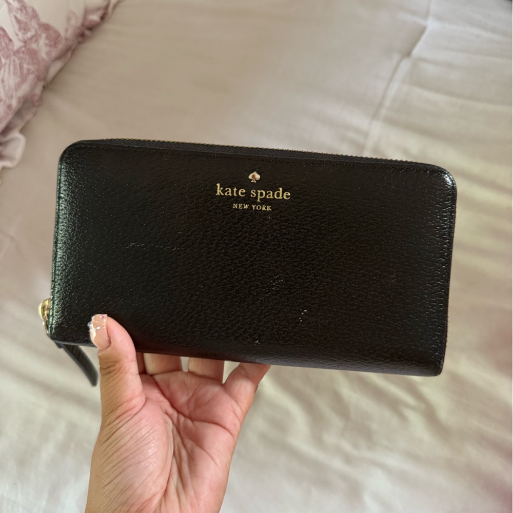 Kate Spade Black Leather Zip Wallet